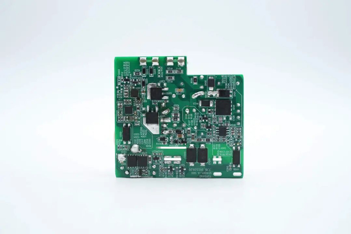 能华coregan器件加持,高功率密度140w pfc ahb氮化镓快充方案解析