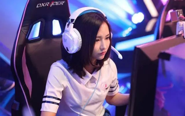 强如miss,小苍也被网暴|英雄联盟|高分|电竞_新浪新闻