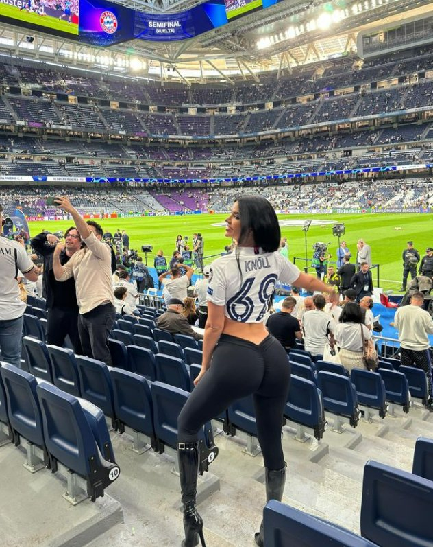 99世界杯上那位热辣的克罗地亚女球迷,昨天也在伯纳乌看球