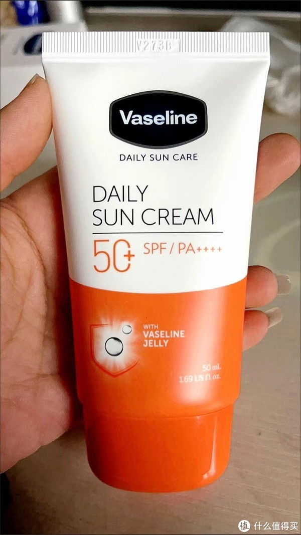 凡士林防晒霜:夏日护肤的清爽选择
