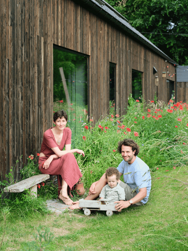 累了!一家三口逃离城市和7户人家共享一座农场