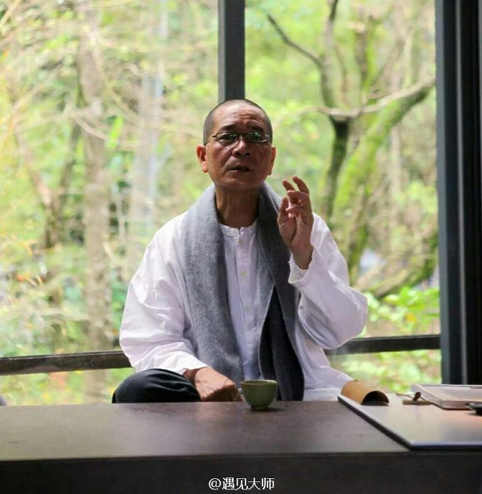 by 微博遇见大师或许对于林炳辉来说,有山,有水,有茶,有莲花,这就够了