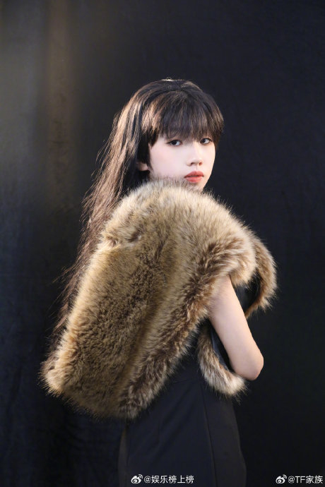 tf四代练习生女装照,谁好看?