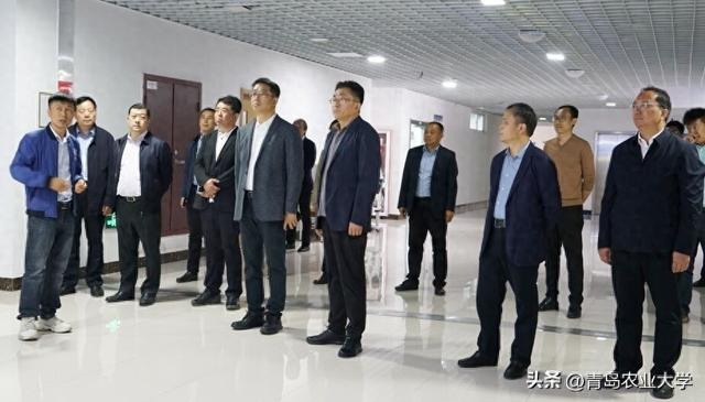 全国人大代表李长青来青岛农业大学调研