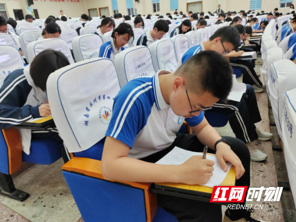 永州四中入团积极分子培训班结业测试顺利完成