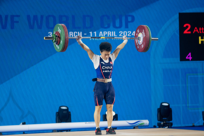 湘妹子侯志慧和罗诗芳入围!中国举重队公示巴黎奥运会参赛名单