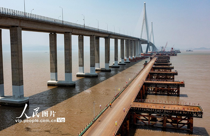 浙江宁波:象山港跨海大桥建设忙