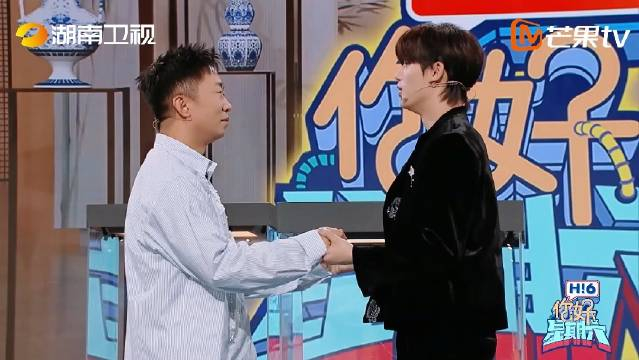 哈哈哈 小丁一个撒娇就拿捏住了杨迪哥 太会了!