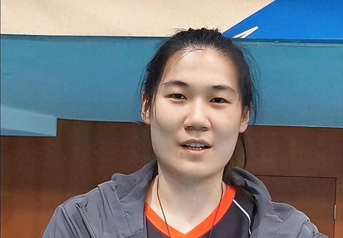 客观来讲带3名二传确实没有必要,丁霞可以趁机获得充足的休息调整时间