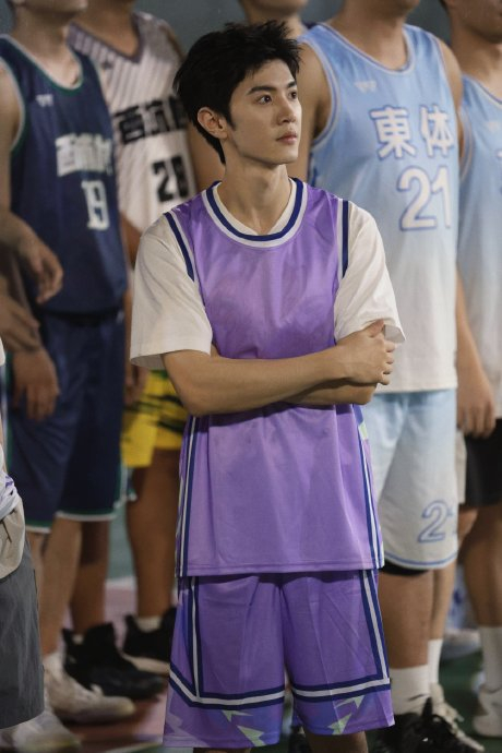 老师 我们远子真就是硬帅啊! 又是簪花又是篮球少年 吃的有点太好了