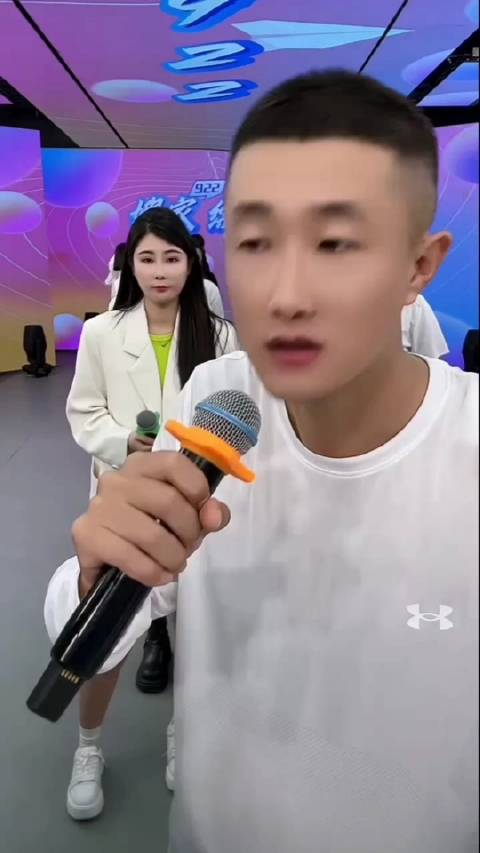 张二嫂聊巴扎黑年轻气盛犯错误正常…_手机新浪网
