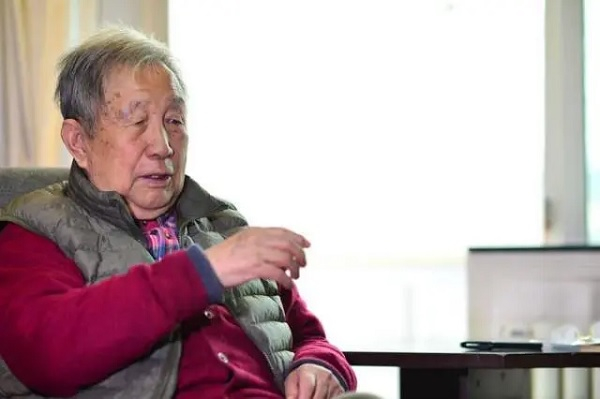 晨读 | 焦金木:从维熙教我照镜子