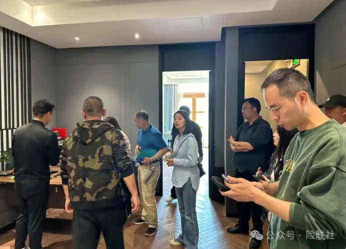 爱心人寿的一个股东监事突然跑路了|瑞丰|孙伟|李敏_新浪新闻