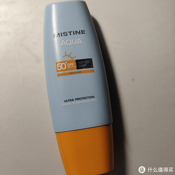 mistine蜜丝婷小黄帽防晒霜:守护肌肤,守护爱