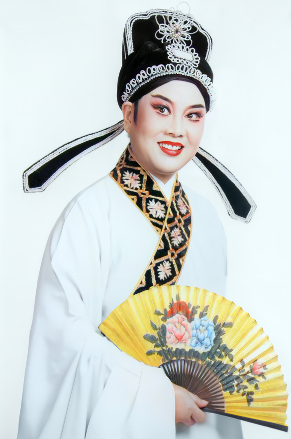 精美卓彩王希玲