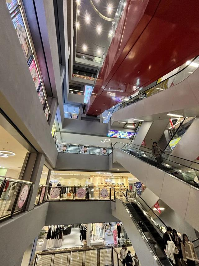 为何10后,都爱逛天府广场?