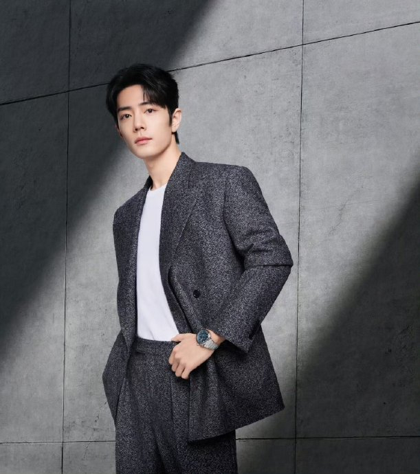 早安 你和肖战结婚后,你同意他和别的女明星拍吻戏床戏吗?