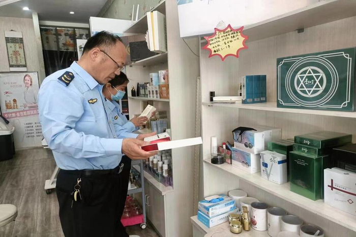 无棣县市场监管局开展化妆品标签标识专项检查