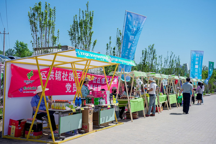 昌平兴寿镇西瓜节开幕,京牌"炫彩"西瓜家族亮相