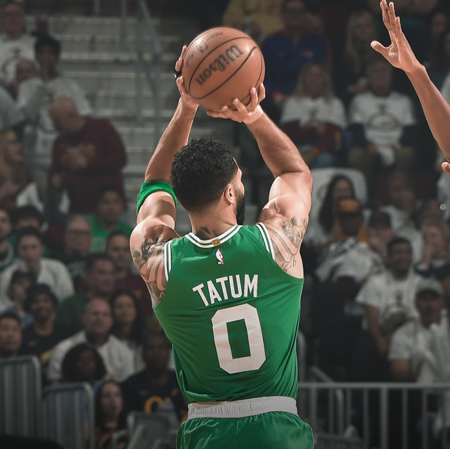 塔图姆9罚33分创纪录登全美第3热搜:效率依旧拉胯 末节7中2靠队友