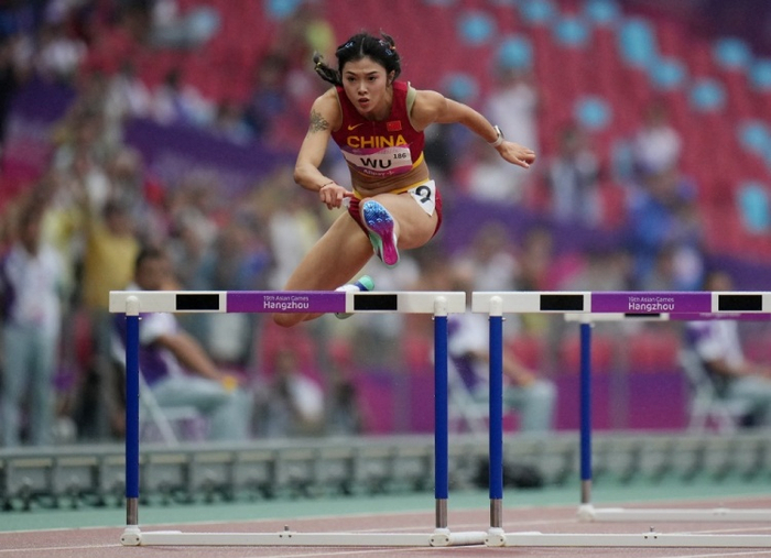 直播吧5月12日讯  在刚刚结束的世界田联洲际巡回赛大阪站女子100米栏