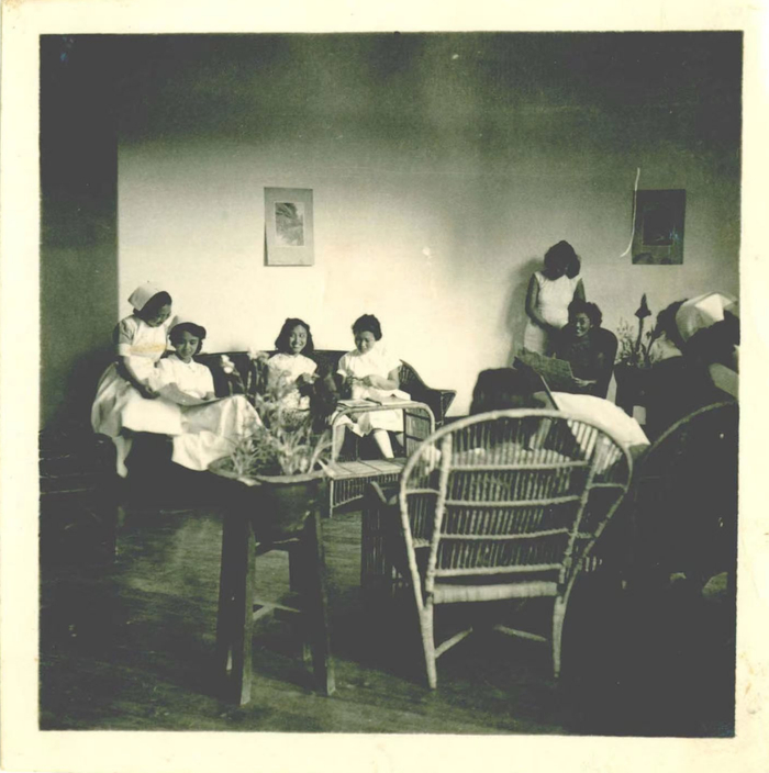 在成都复校的协和护校师生