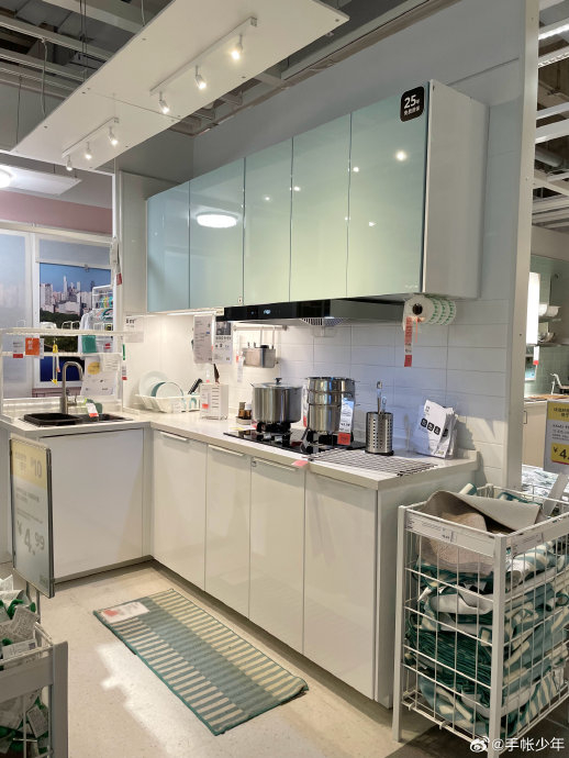 每次逛宜家都要把厨房样板间拍个遍,太好看了!