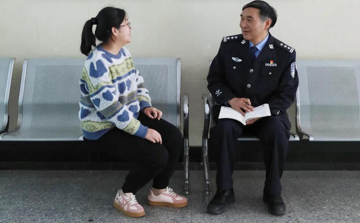 寻找最美政法干警丨李彪祥:情系百姓的公安"老黄牛"