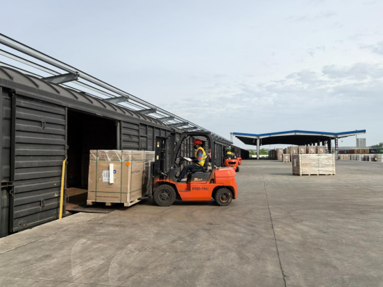 运光伏,邮政创新"公铁联运"