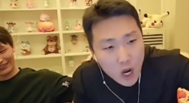 老头杯电棍祸从口出,辱骂他人遭斗鱼封禁,上热搜后向mlxg道歉