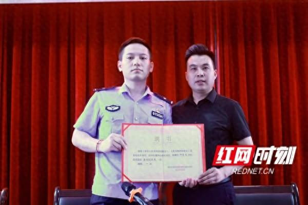 普法进校园  湖南多地学校开展法制宣传教育活动