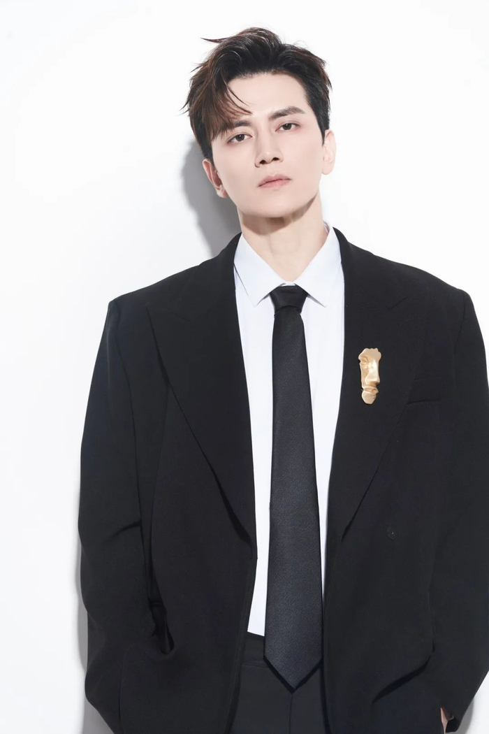 去爱,去生活,去受伤 | 为你读诗|孙祖君_新浪新闻