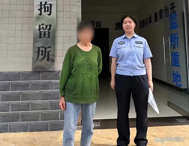 抓女老赖暴力抗法图片