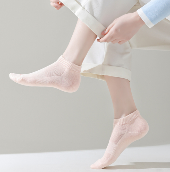 划算爆了! 5.9元1双精梳棉防臭袜,黑科技加持,久穿不臭!