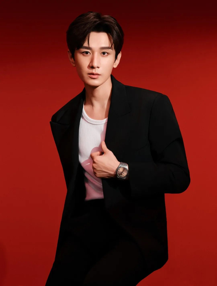 一周资讯 | 香奈儿24-25早春上新,dunhill 2024秋冬登陆上海