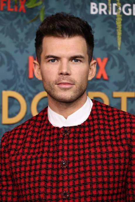 养眼~~第三季首映礼群星亮相!大哥风采依旧,小弟帅得一表人才!