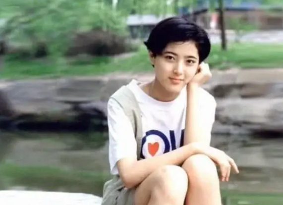 曾黎|王子鸣_新浪新闻