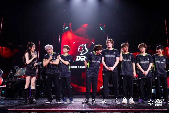 成功晋级后，DRG选手nizhaoTZH忍不住落泪