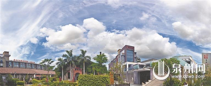 到烟火古城追寻奋斗足迹