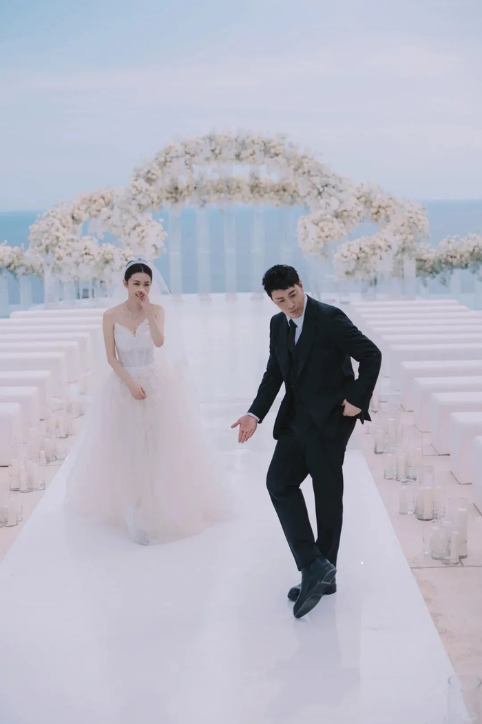 婚后4年,潘玮柏胖到200斤:差点认不出.