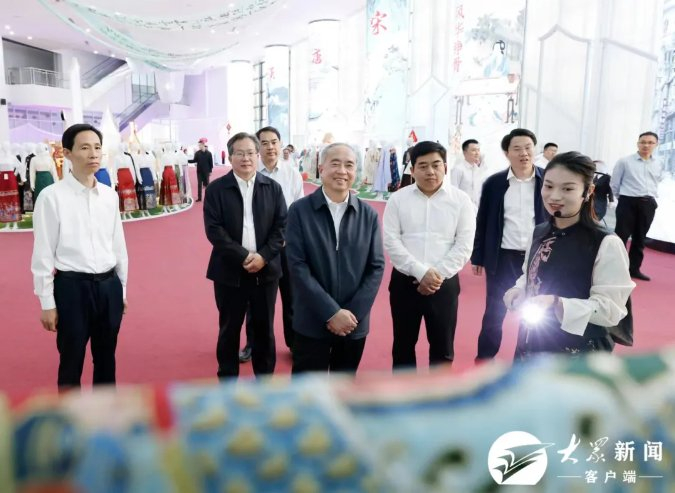 林武在菏泽调研时强调 做强特色产业推动乡村振兴 更