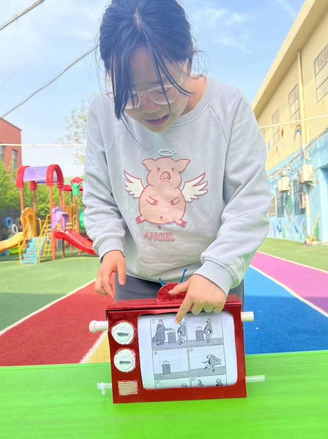 玩"转"巧思 别"具"匠心  西安市灞桥区常家湾幼儿园开展教师自制玩