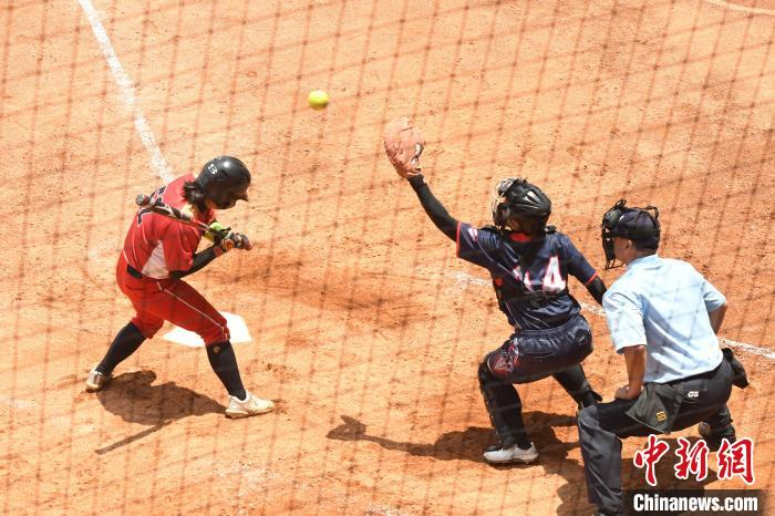 全国女子垒球锦标赛落幕:展现运动"她"力量