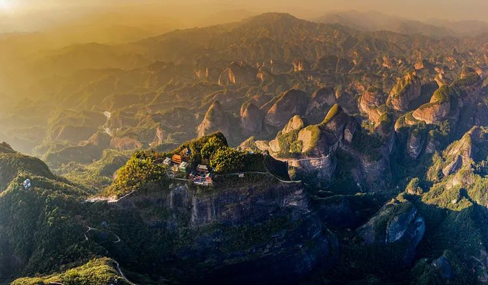 这个宝里宝气的千年古城,被严重低估了