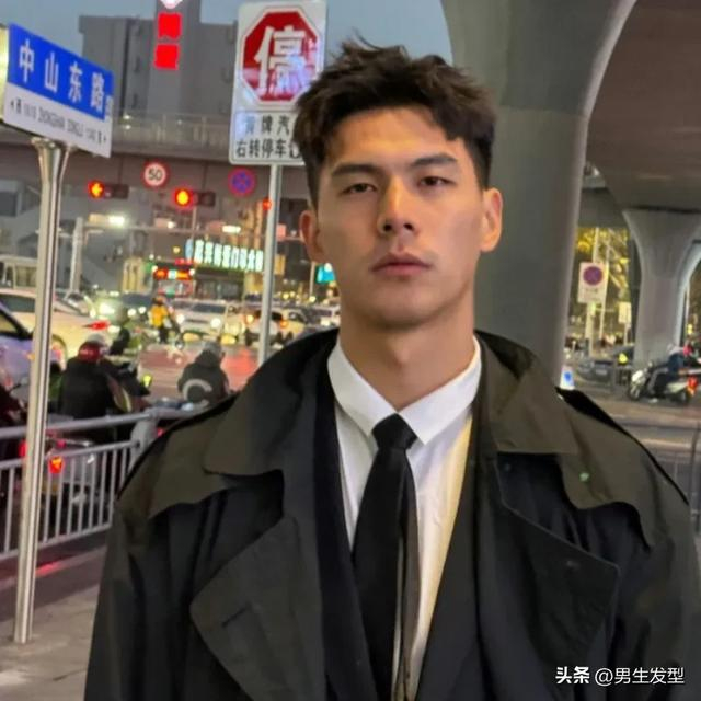 身高170cm左右的男生,剪这3款发型很适合,显高又帅气