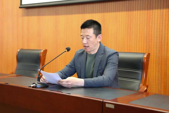 5月26日中招会你来!烟台一中东山校区召开期中总结交流大会