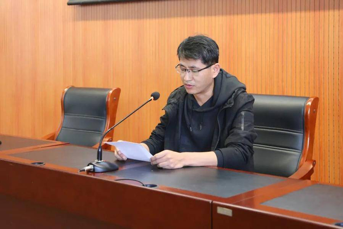 5月26日中招会你来!烟台一中东山校区召开期中总结交流大会