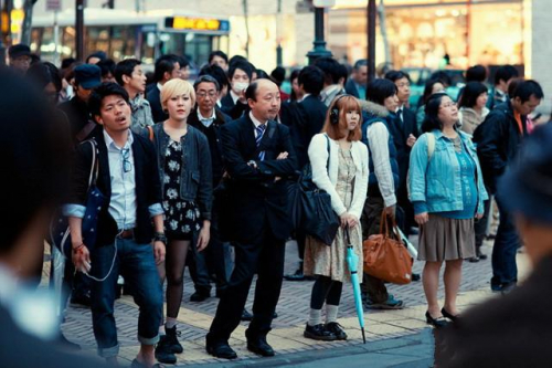 日韩人口危机:悬崖边的新希望,pssopp引领抗衰老新潮流