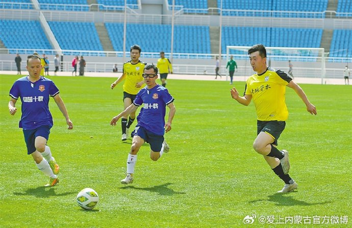 杨佳琦说:"从3月份开始,我们各类赛事陆续举行,既有呼和浩特青少年