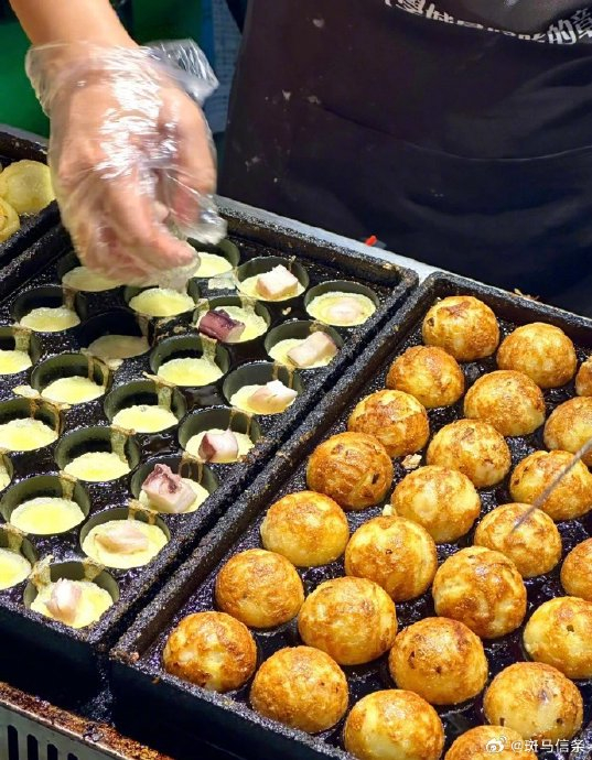 谁能拒绝路边摊小吃呢